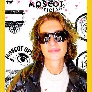 Meet your Posher, Yael